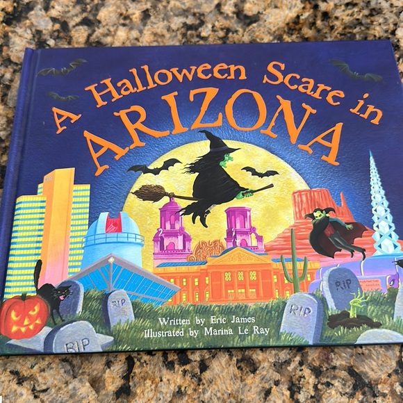 Halloween books set of 2 - Picture 3 of 3